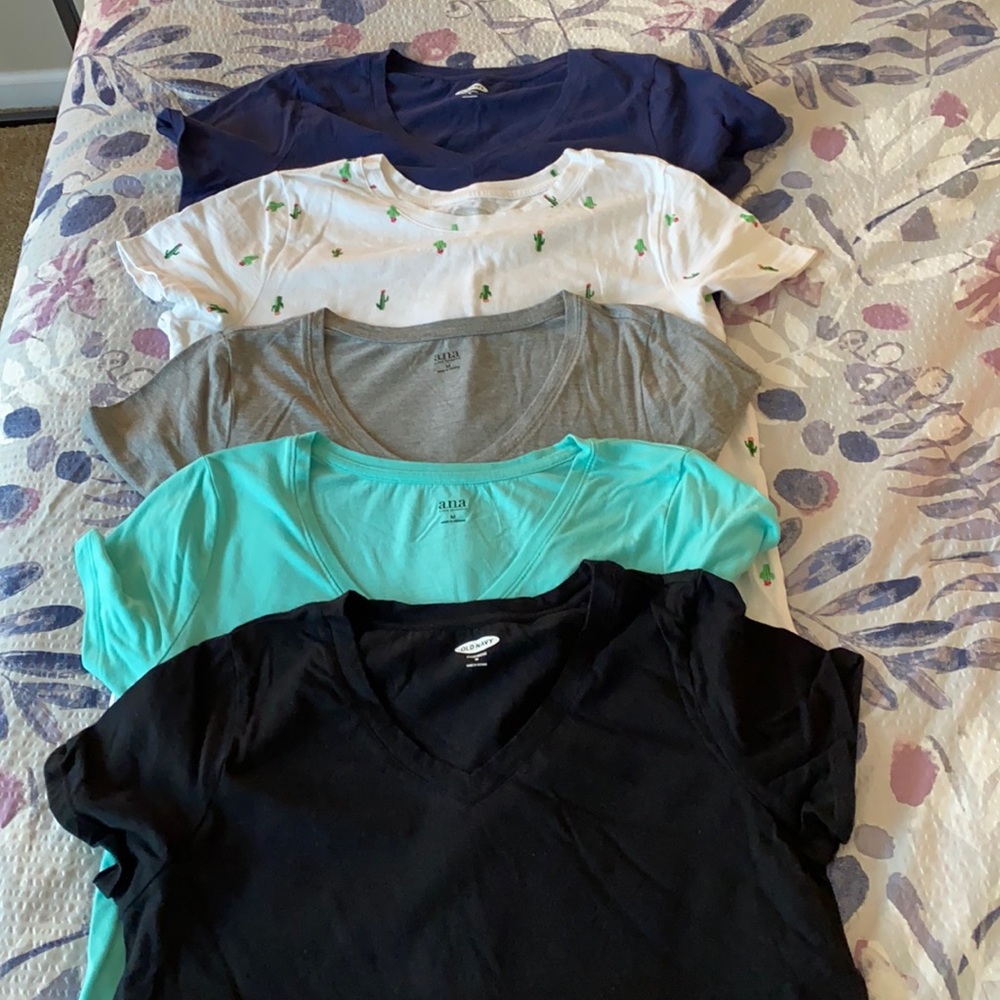 short sleeve tees size M.  Mix of Old Navy and Ana